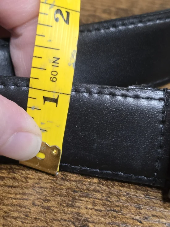 Dior Black Leather Men's Belt with Gold Buckle - Picture 4 of 16